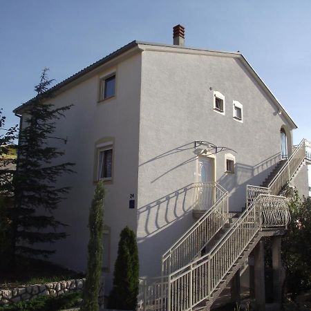 Apartments With A Parking Space Novi Vinodolski - 15823 Exterior foto